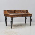 628143 Writing desk